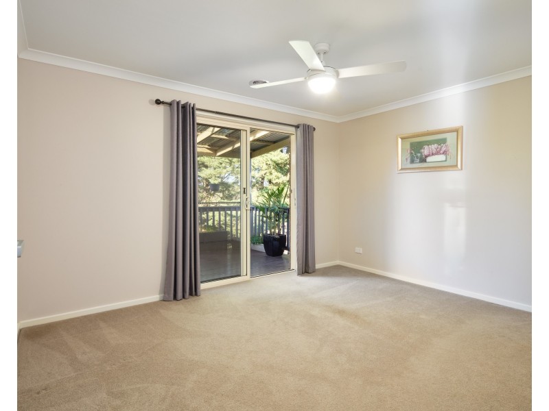 7 Aaron Court, Drouin VIC 3818