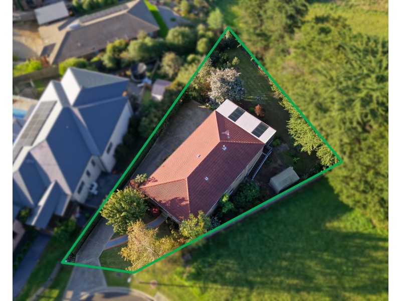7 Aaron Court, Drouin VIC 3818