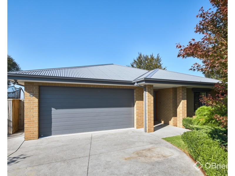 6 Bluestone Court, Warragul VIC 3820