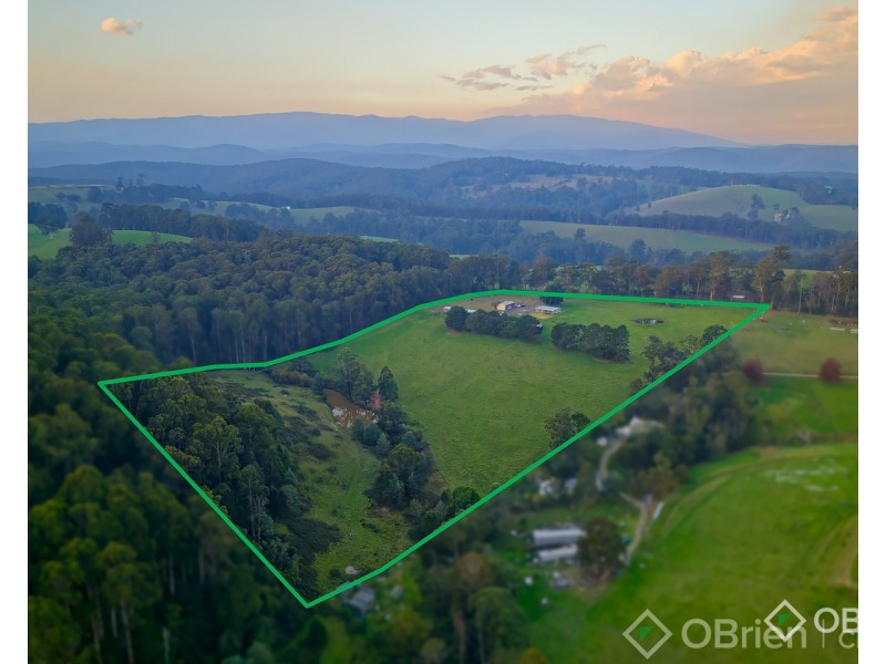 2675 Willow Grove Road, Hill End VIC 3825