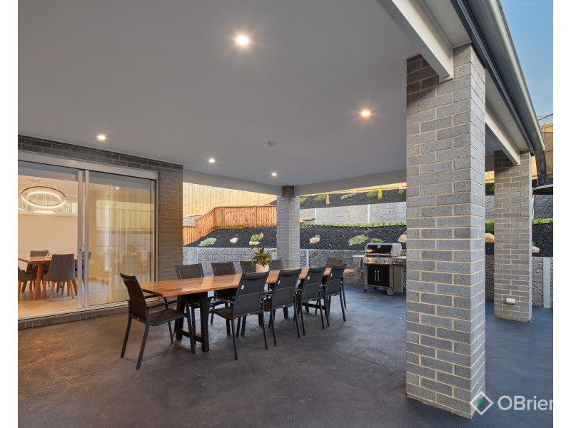 27 Hart Drive, Warragul VIC 3820