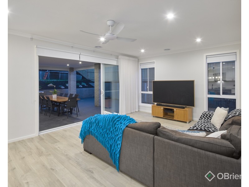 27 Hart Drive, Warragul VIC 3820