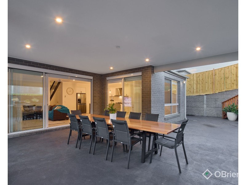 27 Hart Drive, Warragul VIC 3820