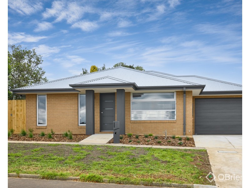 2B Edward Street, Drouin VIC 3818