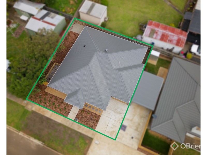 2B Edward Street, Drouin VIC 3818