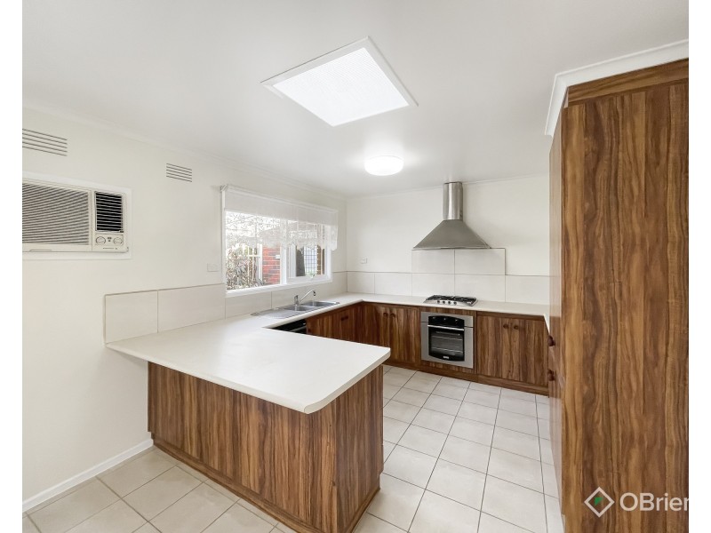12 Eddington Place, Endeavour Hills VIC 3802