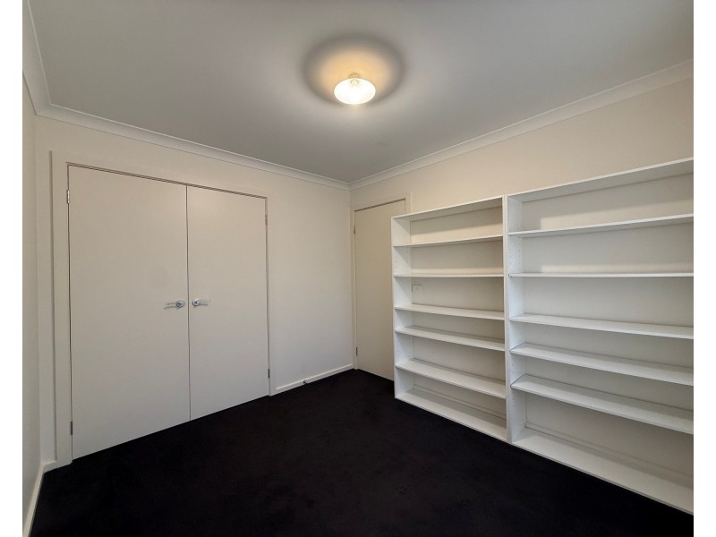 14/98 Lampard Road, Drouin VIC 3818