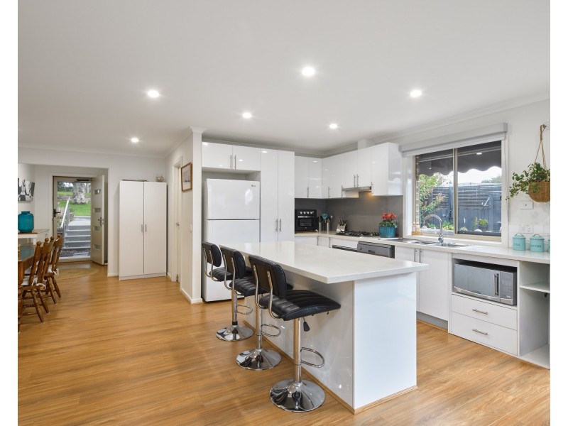 1/18-20 Main South Road, Drouin VIC 3818