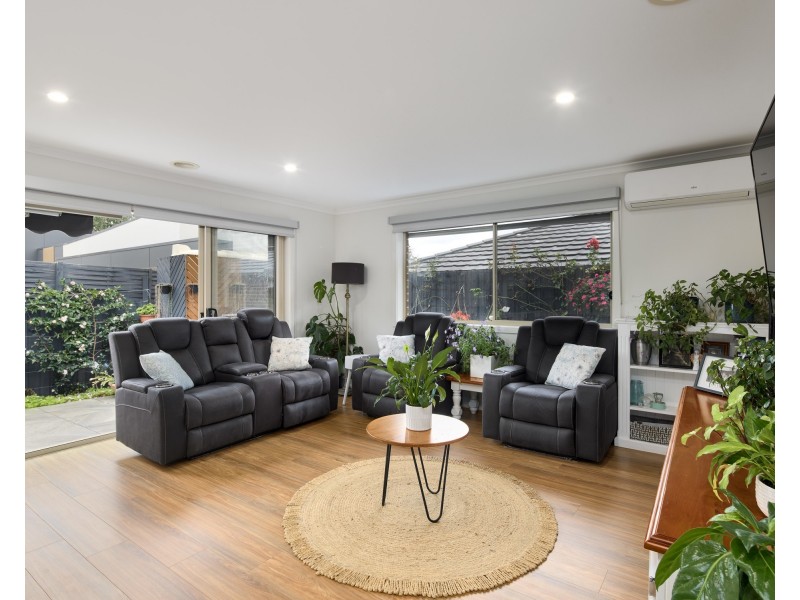 1/18-20 Main South Road, Drouin VIC 3818