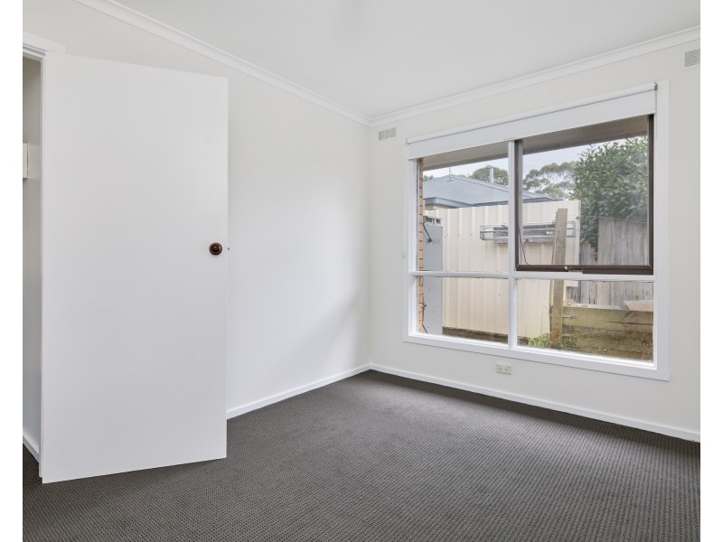 2/11 Archibald Crescent, Warragul VIC 3820