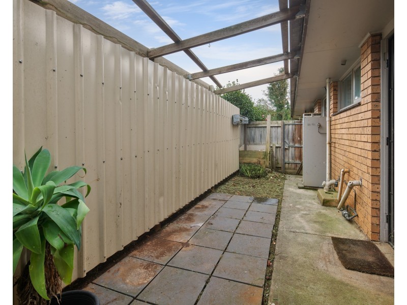 2/11 Archibald Crescent, Warragul VIC 3820
