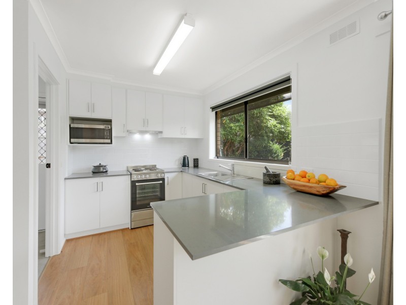 1/4 Nobel Street, Warragul VIC 3820