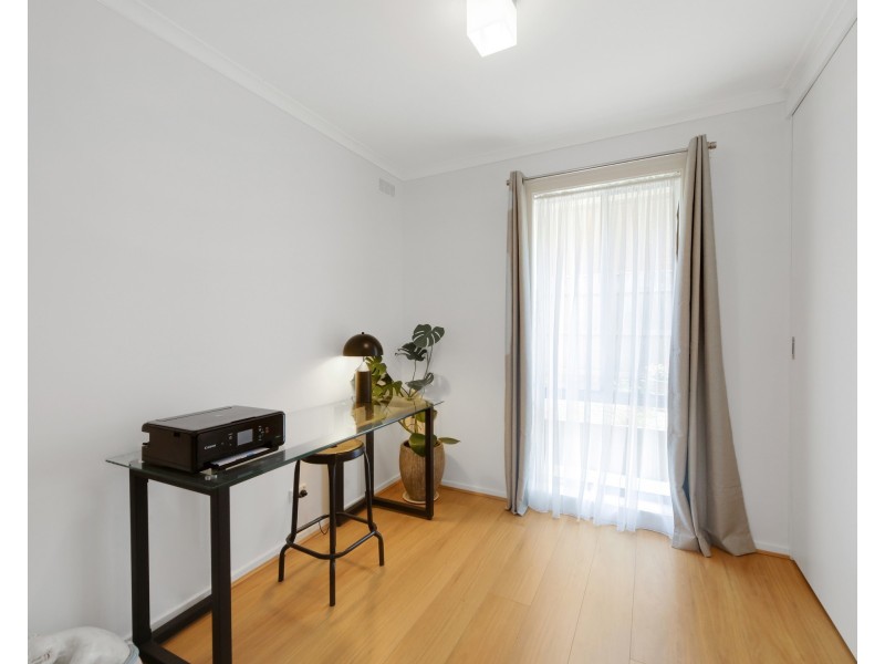 1/4 Nobel Street, Warragul VIC 3820