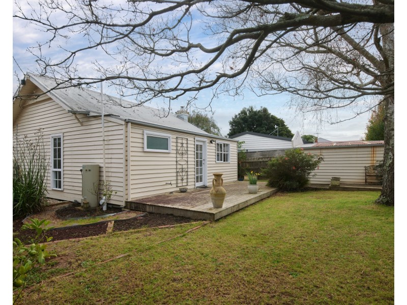 2 Church Street, Warragul VIC 3820