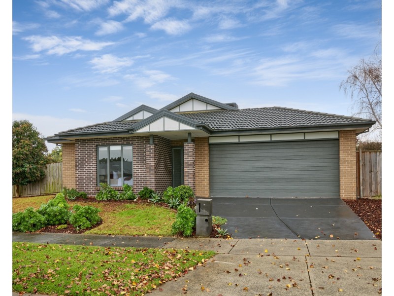 7 Alf Court, Drouin VIC 3818