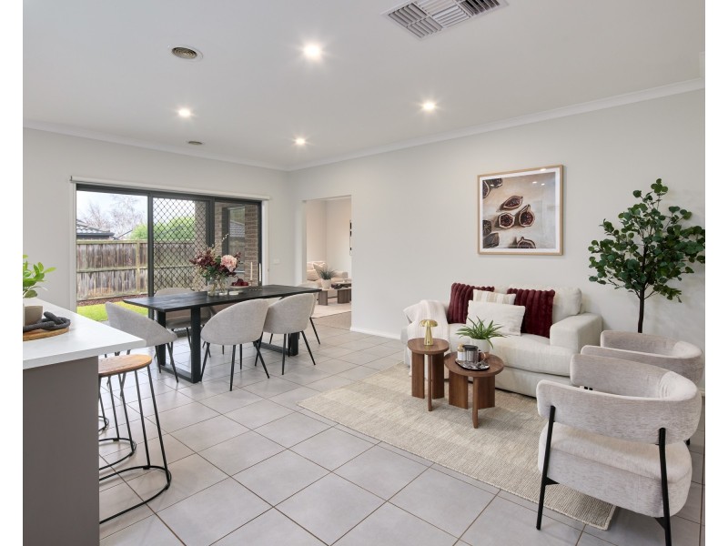 7 Alf Court, Drouin VIC 3818