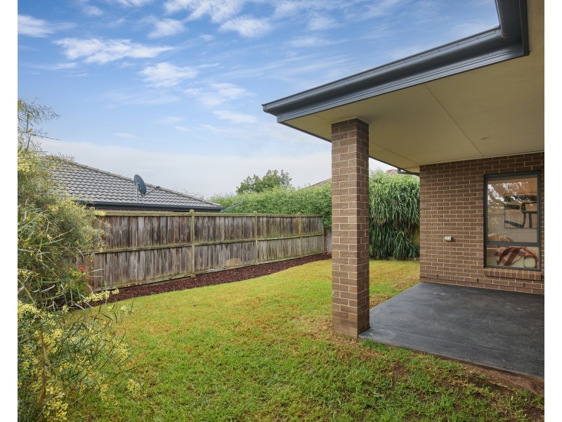 7 Alf Court, Drouin VIC 3818