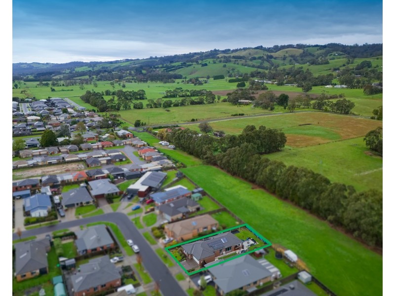 57 Woodlawn Boulevard, Yarragon VIC 3823