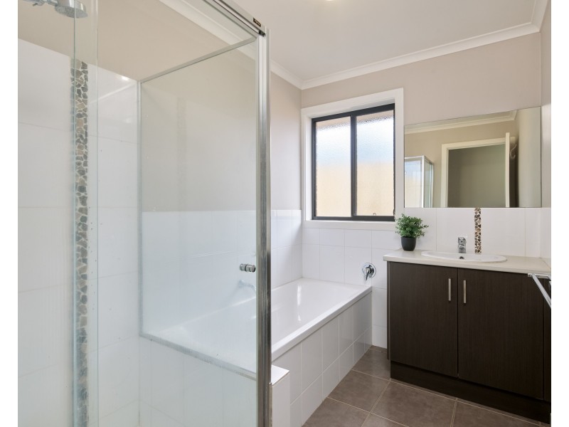 23 Bladen Street, Warragul VIC 3820