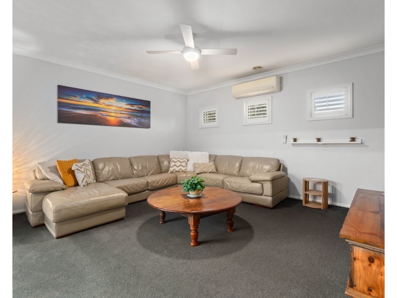 5 Dot Court, Drouin VIC 3818