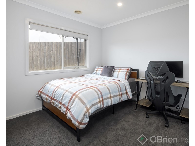 3 Wakeful Crescent, Drouin VIC 3818