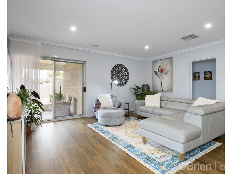 3 Wakeful Crescent, Drouin VIC 3818