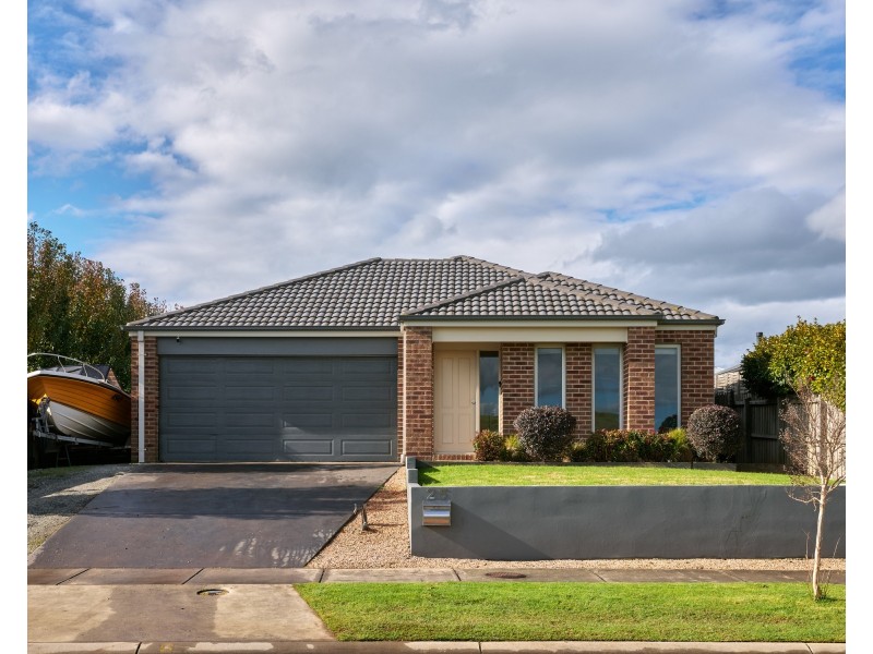 25 Peppercorn Crescent, Warragul VIC 3820