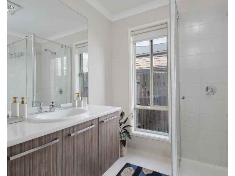 25 Peppercorn Crescent, Warragul VIC 3820