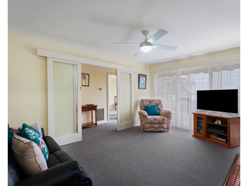 37 Longwarry Road, Drouin VIC 3818