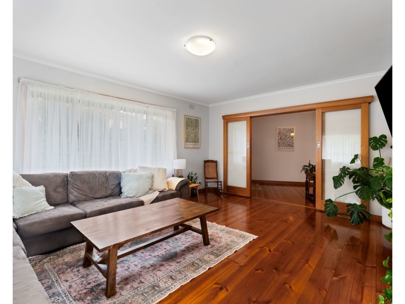 21 Edinburgh Street, Warragul VIC 3820