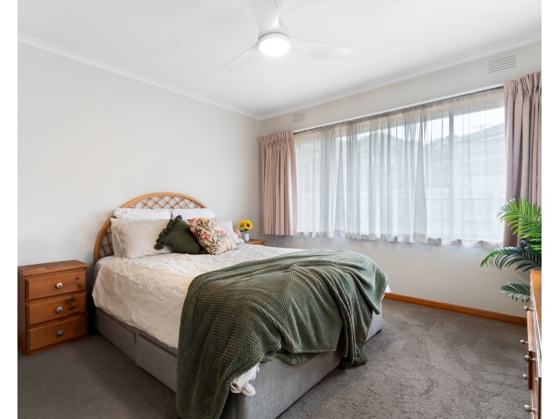 21 Edinburgh Street, Warragul VIC 3820
