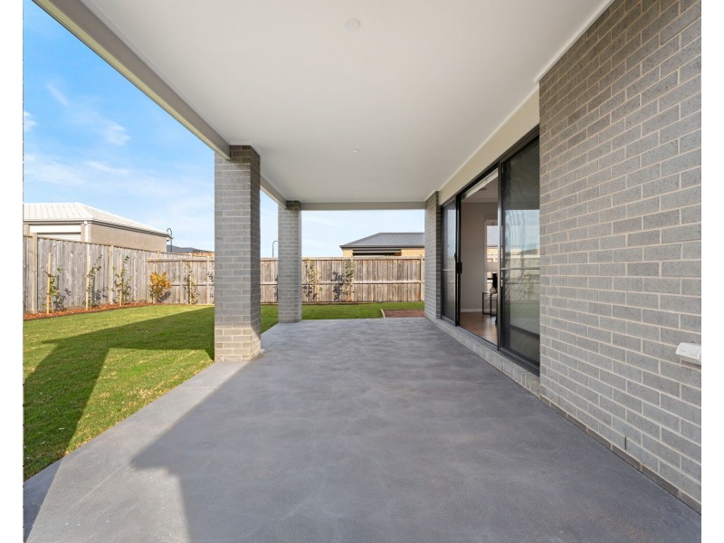 4 Jarrah Crescent, Warragul VIC 3820