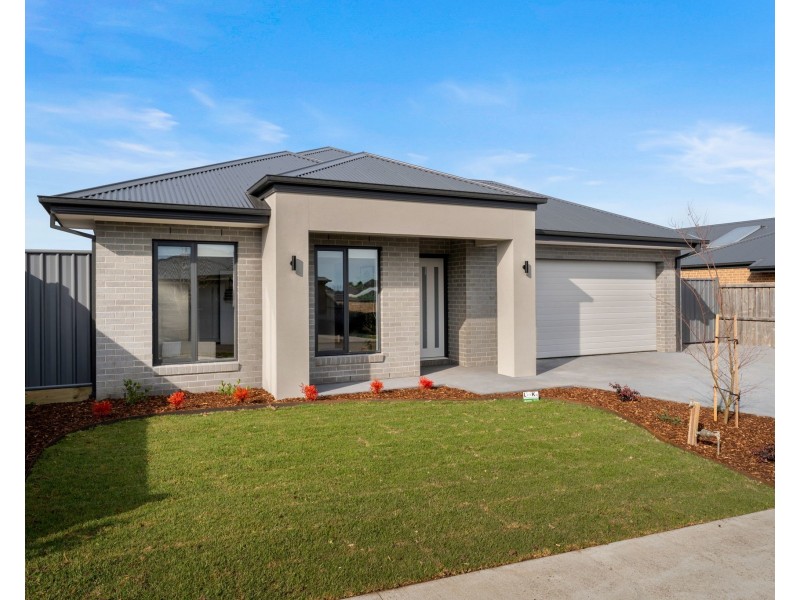 4 Jarrah Crescent, Warragul VIC 3820