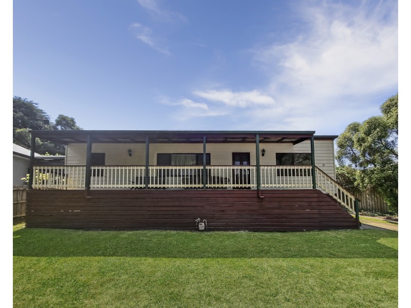 21 Scenic Road, Warragul VIC 3820