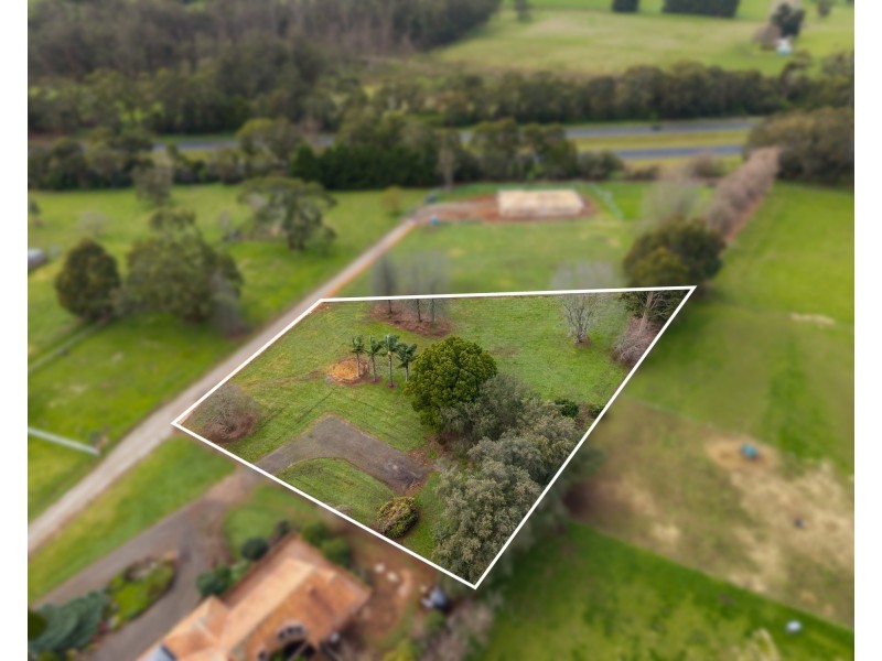 17A Pepperell Drive, Drouin VIC 3818