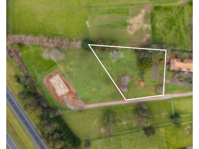 17A Pepperell Drive, Drouin VIC 3818