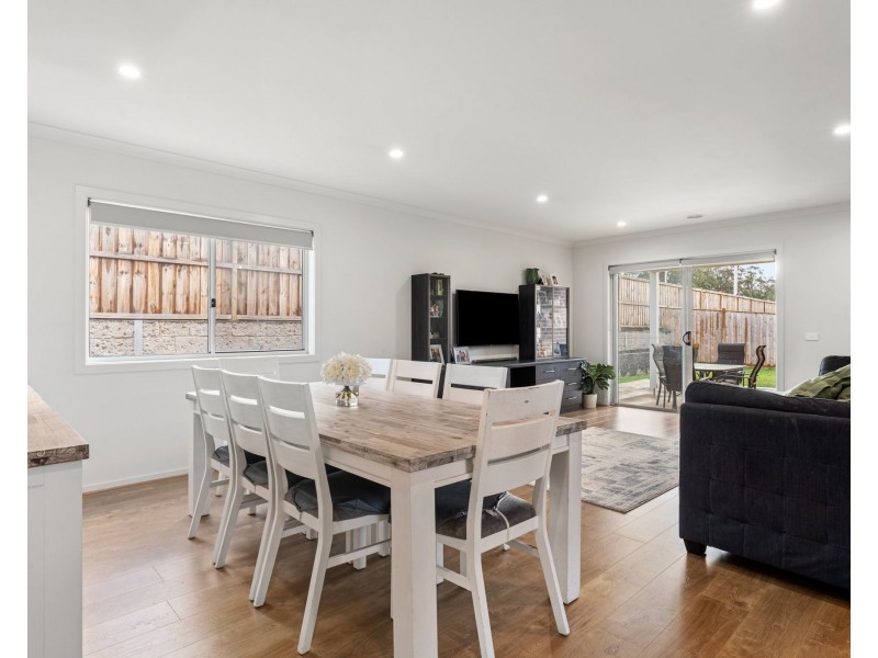 22 Penrith Avenue, Warragul VIC 3820