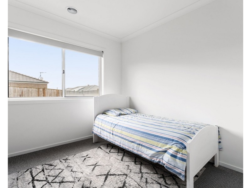 22 Penrith Avenue, Warragul VIC 3820