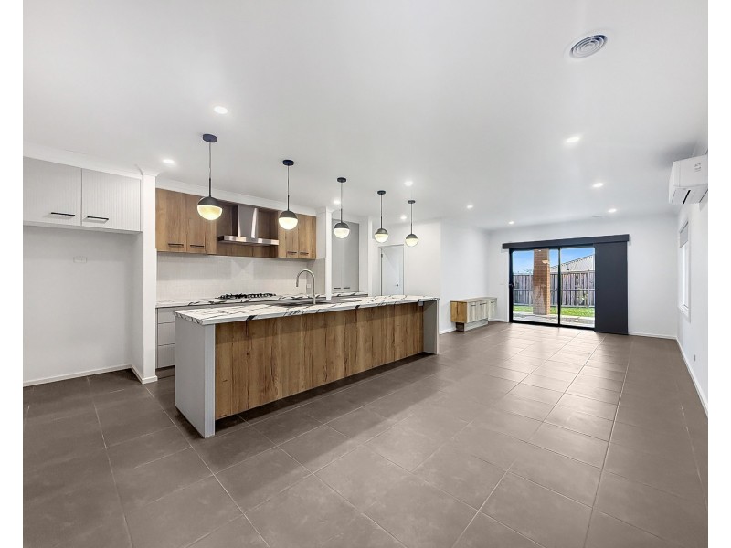19 Mangrove Street, Warragul VIC 3820