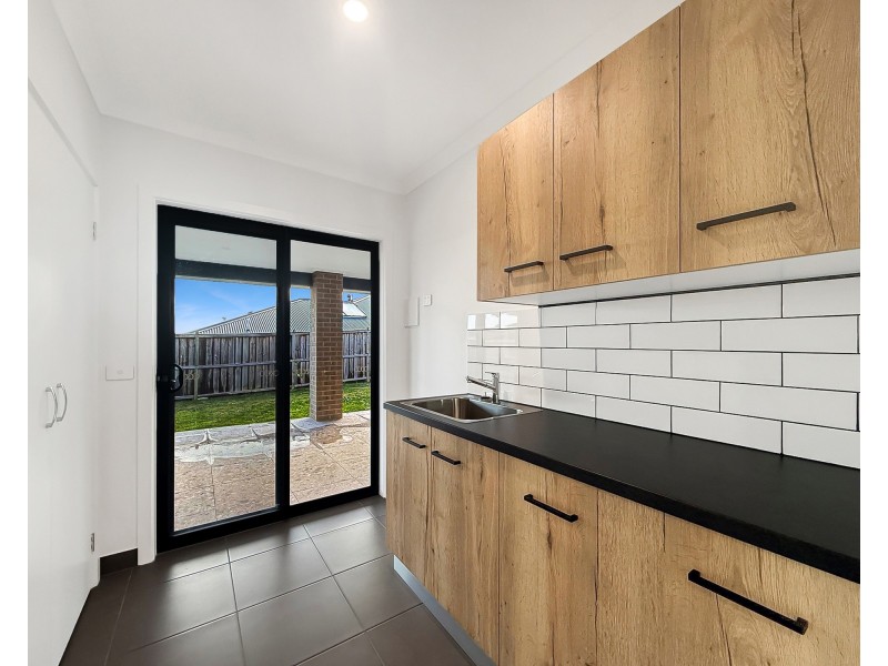 19 Mangrove Street, Warragul VIC 3820