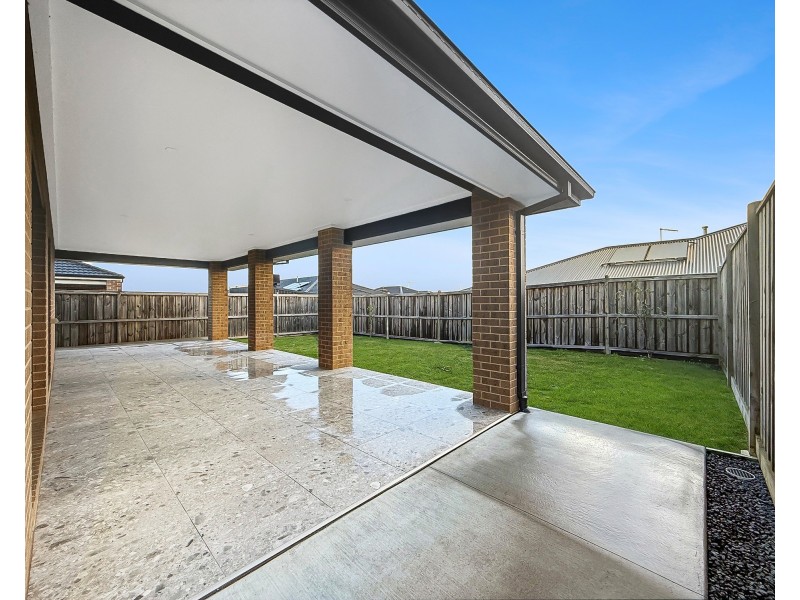 19 Mangrove Street, Warragul VIC 3820