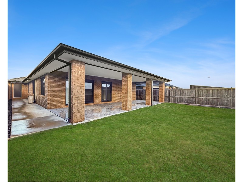 19 Mangrove Street, Warragul VIC 3820