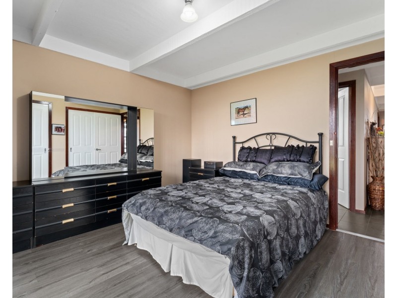 80 Coster Road, Modella VIC 3816