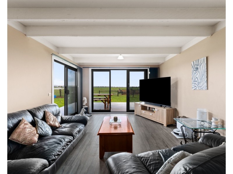 80 Coster Road, Modella VIC 3816