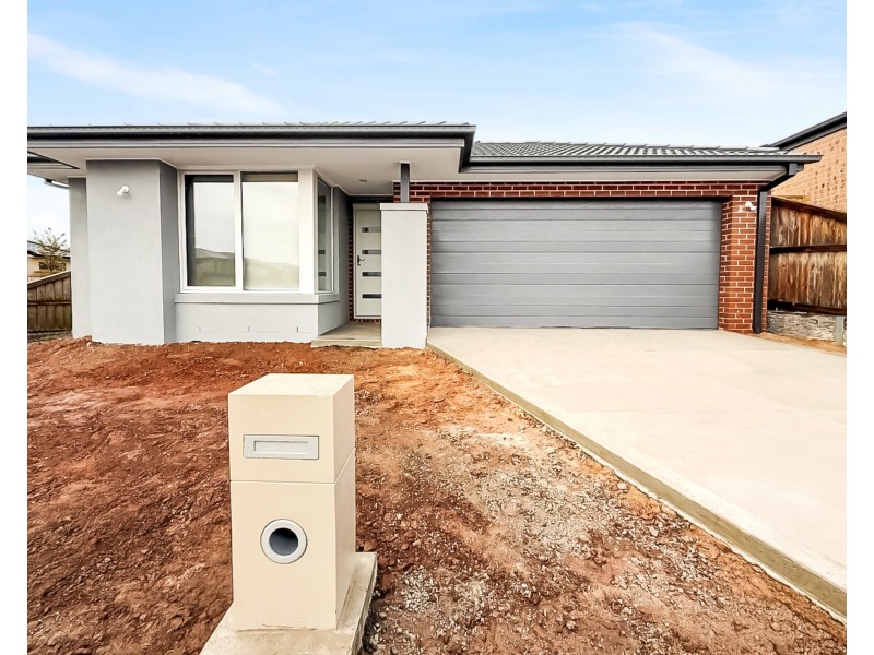 1 Tudor Terrace, Warragul VIC 3820