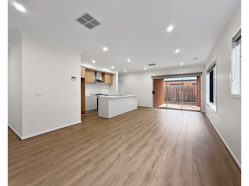 1 Tudor Terrace, Warragul VIC 3820
