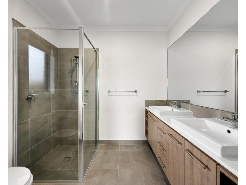 1 Tudor Terrace, Warragul VIC 3820