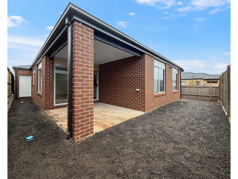 1 Tudor Terrace, Warragul VIC 3820