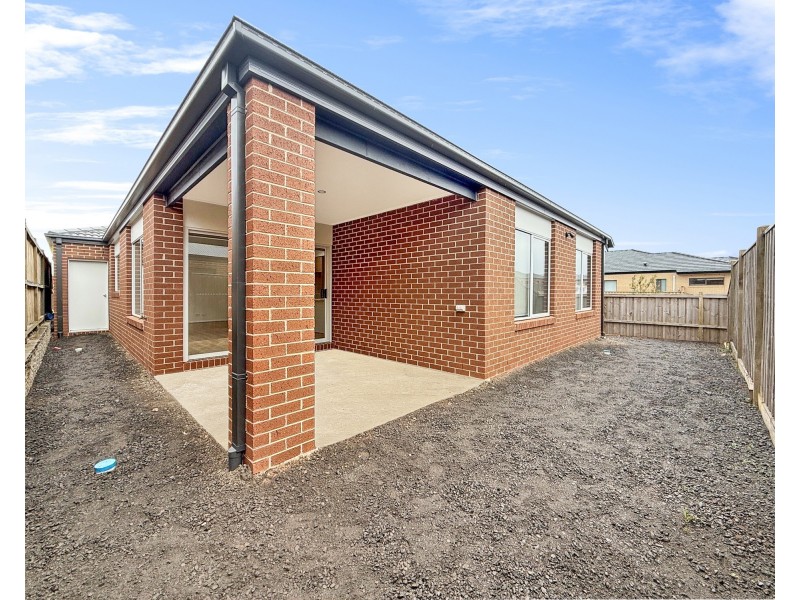 1 Tudor Terrace, Warragul VIC 3820