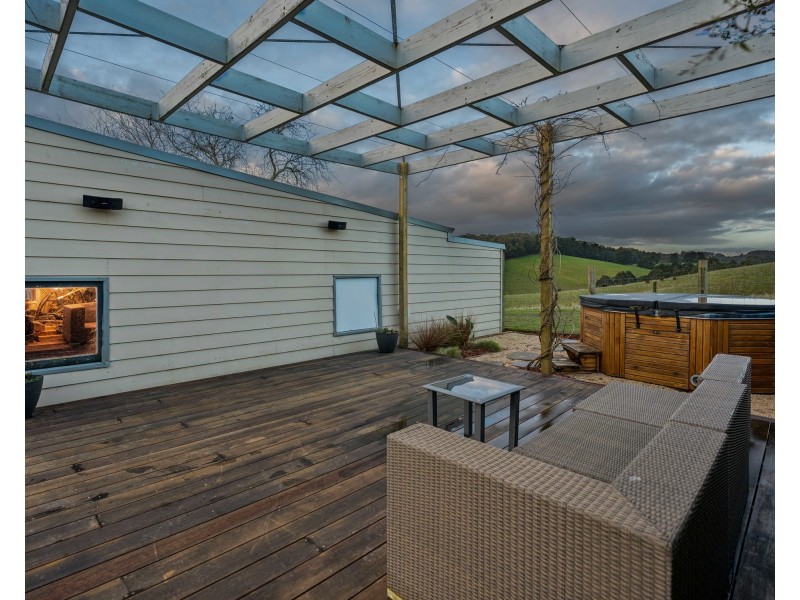 988 Brandy Creek Road, Rokeby VIC 3821
